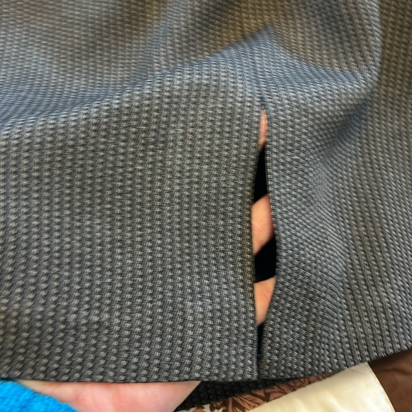 Finity Studio skirt black/grey pinstripe size 10 new with tags still attached - Picture 7 of 7